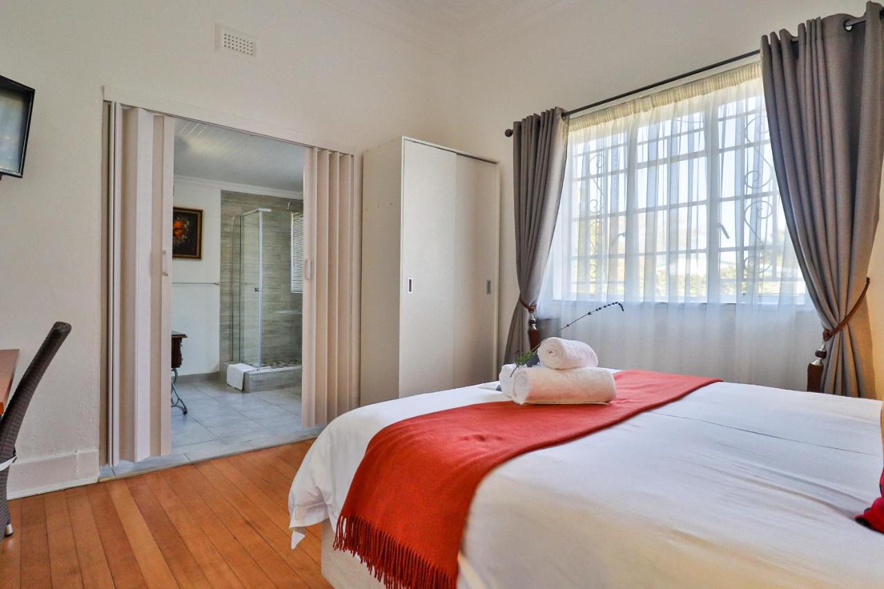 Sunbury Bed And Breakfast Йоханесбург Екстериор снимка