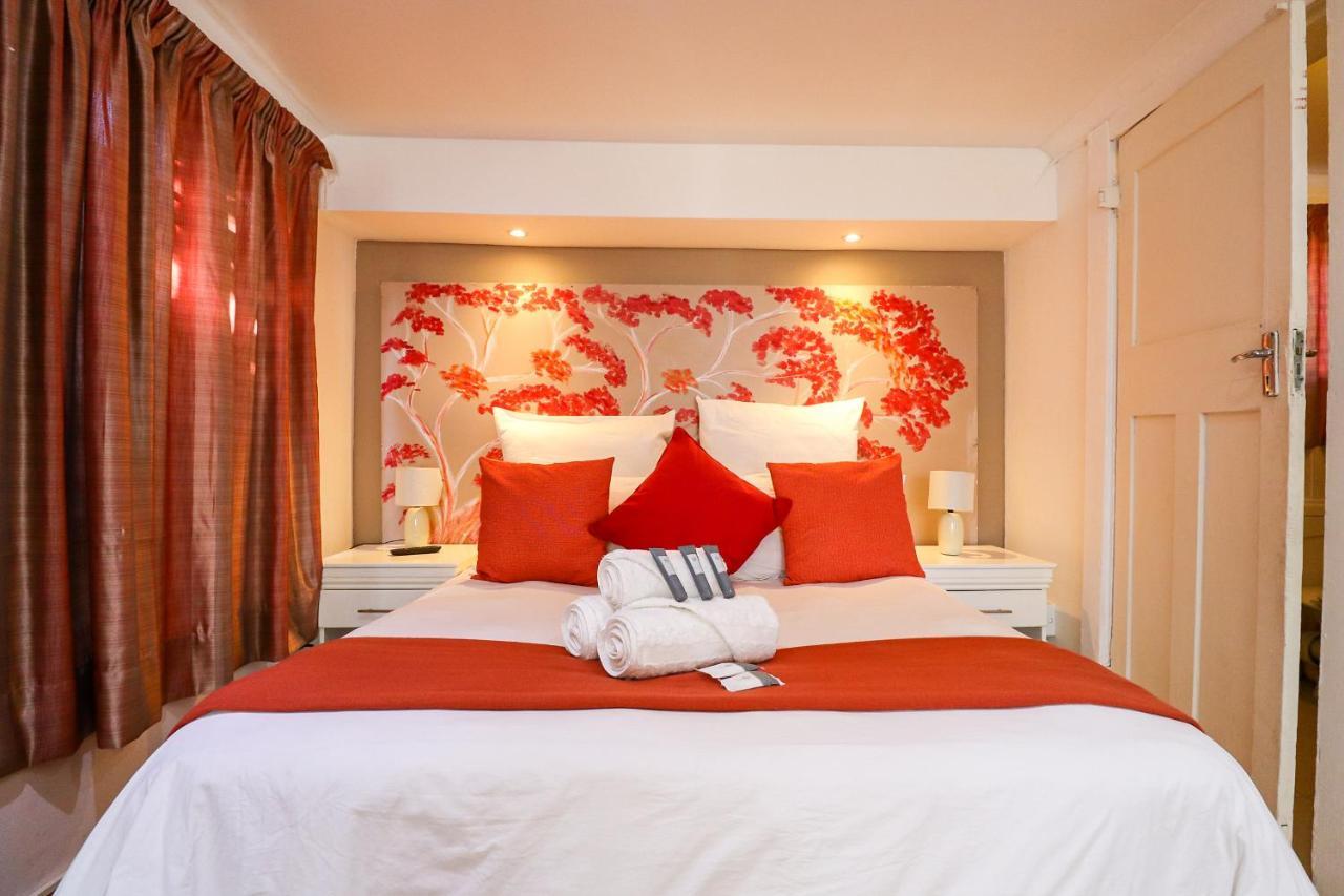 Sunbury Bed And Breakfast Йоханесбург Екстериор снимка